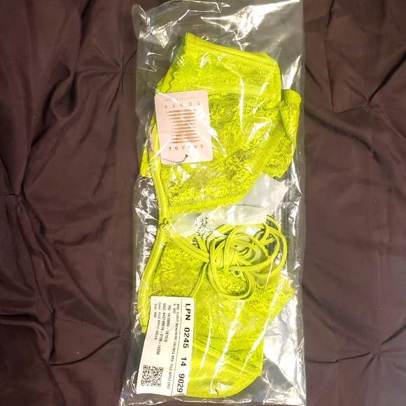 Savage X Fenty Caged Unlined Bra 40D - Picture 5 of 6